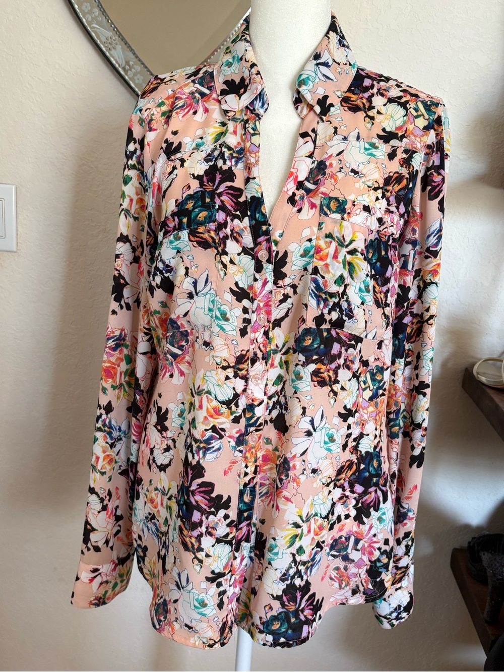 Express Women's Floral Button-Up Blouse - Pink